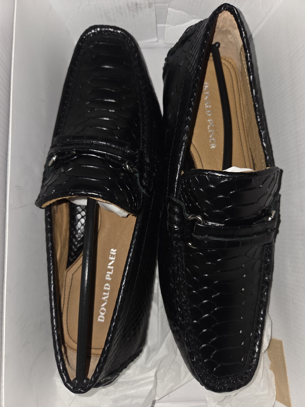 NEW Donald Pliner Donnie Snake black leather Driver moc toe loafer MENS SIZE 9